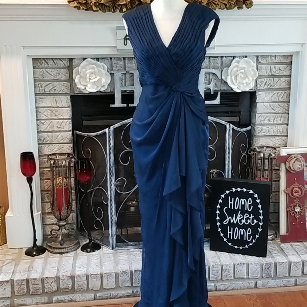 ADRIANNA PAPELL OCCASIONS DRESS, SIZE 4